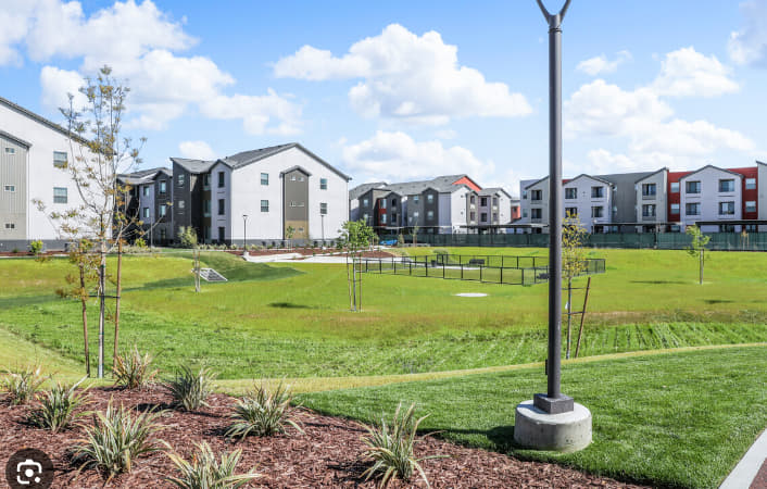 Heritage Square Apartments | Top Reviews, Photos